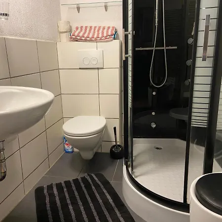 Monteur & Geschaeftsreisen *