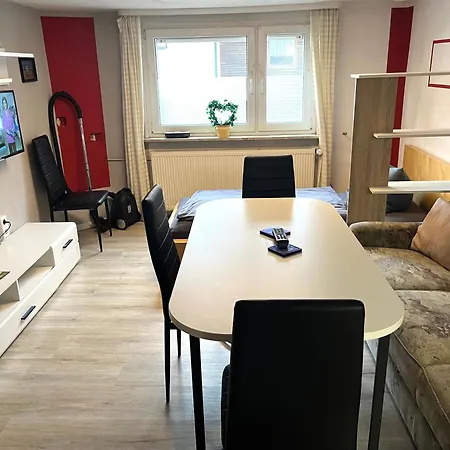 Monteur & Geschaeftsreisen *