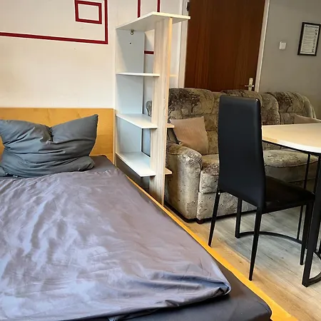 Monteur & Geschaeftsreisen * Gunsterode